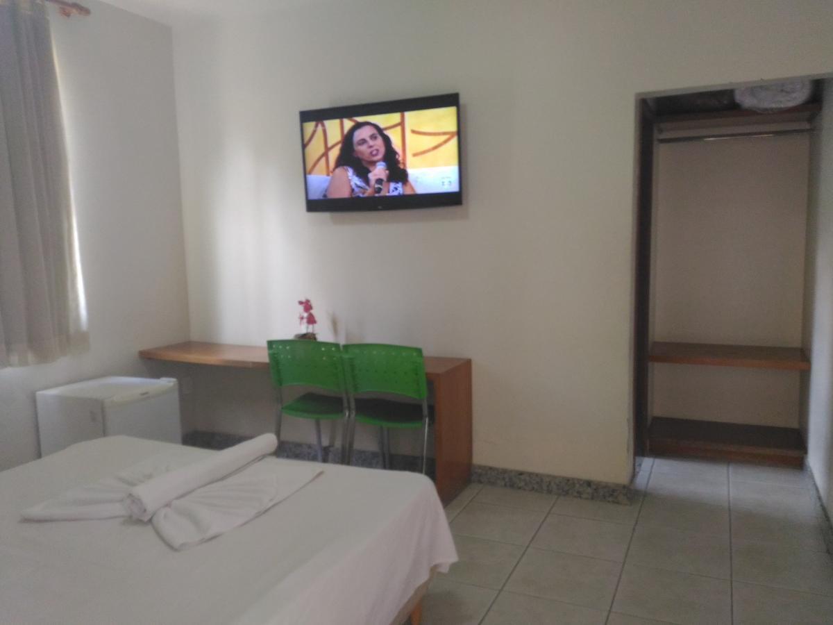 Hotel Pinheiros Chonim de Baixo Bagian luar foto