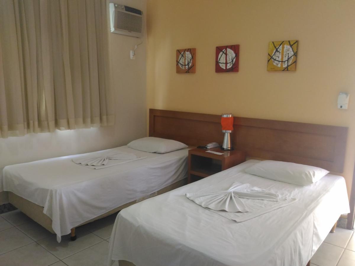 Hotel Pinheiros Chonim de Baixo Bagian luar foto