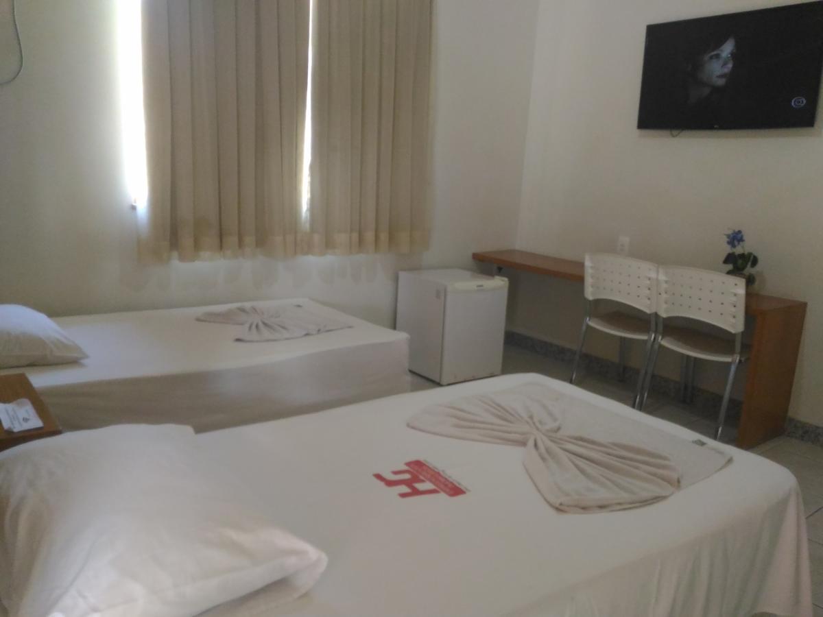 Hotel Pinheiros Chonim de Baixo Bagian luar foto